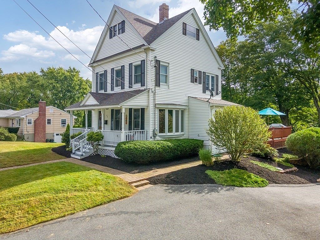 26 Pound Hill Rd, North Smithfield, RI 02896 Zillow
