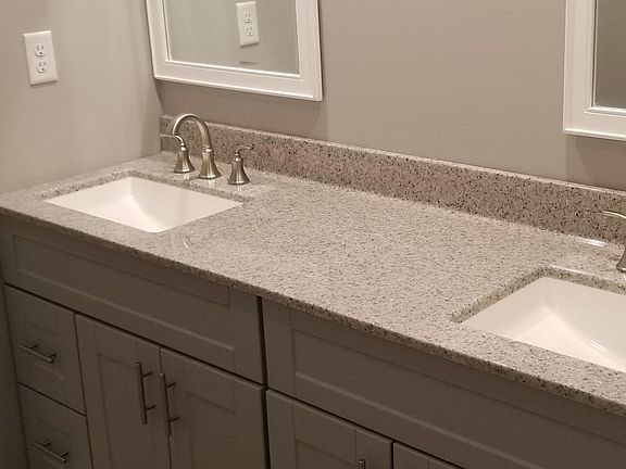 3rd image of 504 Stratford Dr