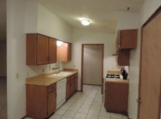 829 E Lapwing Rd, Edmond, OK 73003