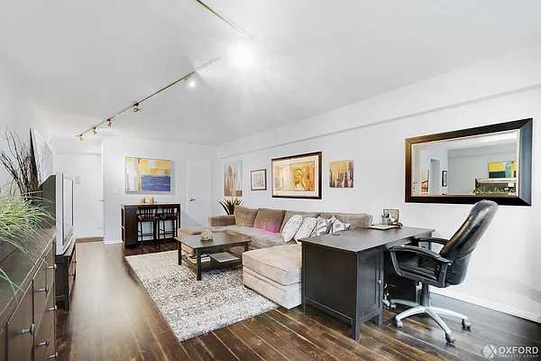 Sold by Oxford Property Group | media 4