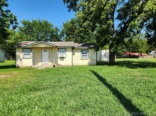 220 S Taylor St, Pryor, OK 74361