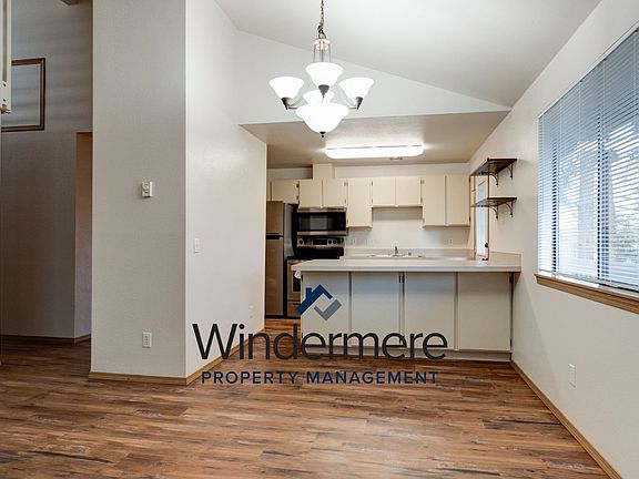 3rd image of 770 SW Harrier Cir #3