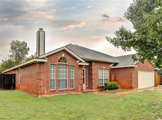 1516 Fern Dr, Mansfield, TX 76063