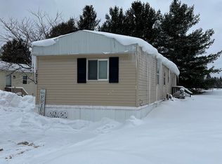 1213 Carl Rd, Traverse City, MI 49685