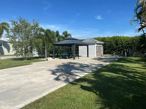 10313 Nightwood Dr Lot 111, Fort Myers, FL 33905
