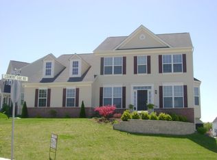 7738 Grand Lake Dr, Seven Valleys, PA 17360