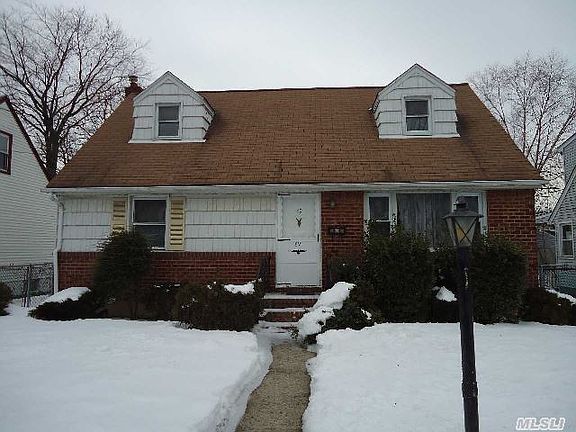 3rd image of 69 3rd Ave