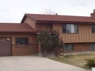 2001 Inverness Blvd, Rawlins, WY 82301