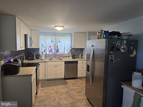 3rd image of 13 Alloway Rd