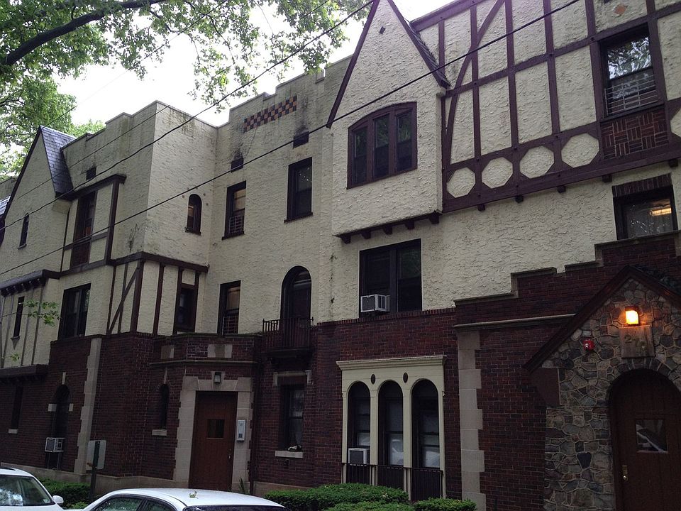 1st image of 270 Orchard Ter APT 38