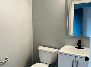 11 Scott Dr #11, Bloomfield, CT 06002