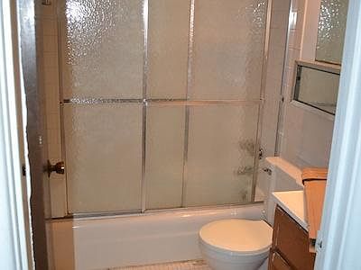 2nd image of 6011 N Winthrop Ave APT 208