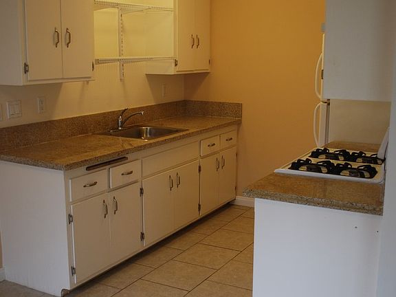 2nd image of 135-153 S Hemlock St #137