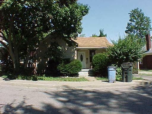 2nd image of 237 Lincoln Ave