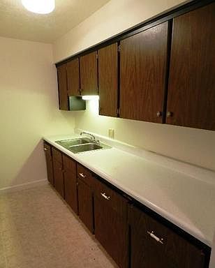 4th image of 2085 W Broad St APT 210