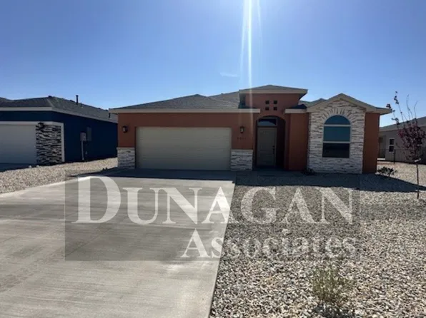 3801 Pat Garrett Ct, Carlsbad, NM 88220