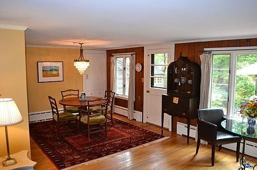 4th image of 22 Berwick Pl