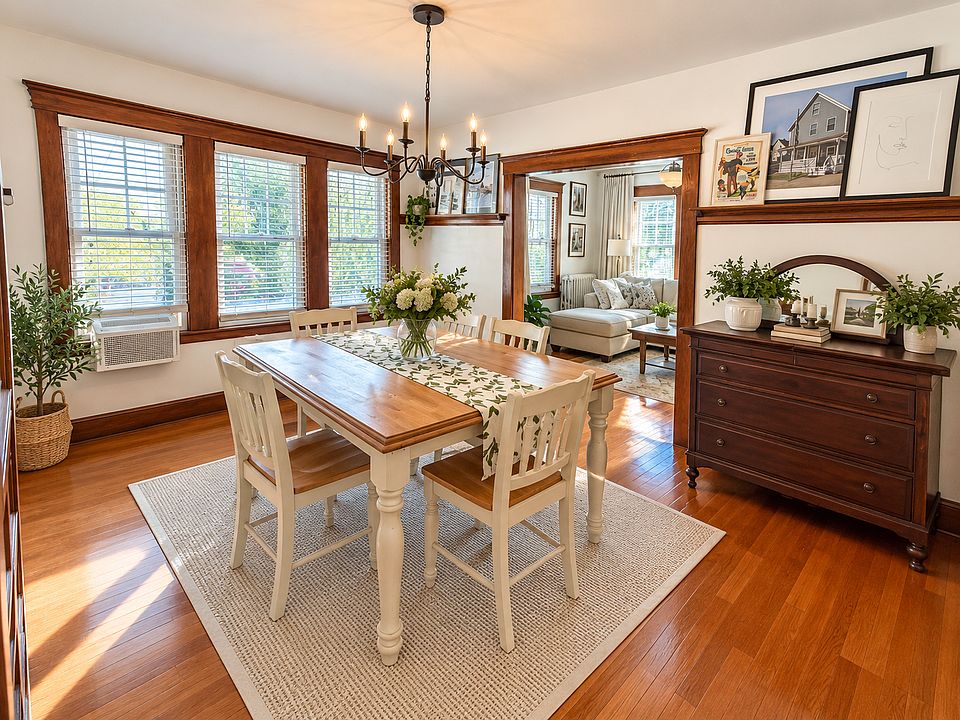 1st image of 4 Upcrest Rd #1