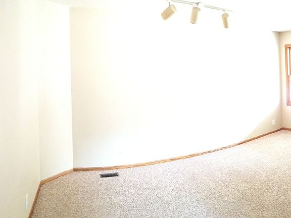 hall/living room/kitchen
