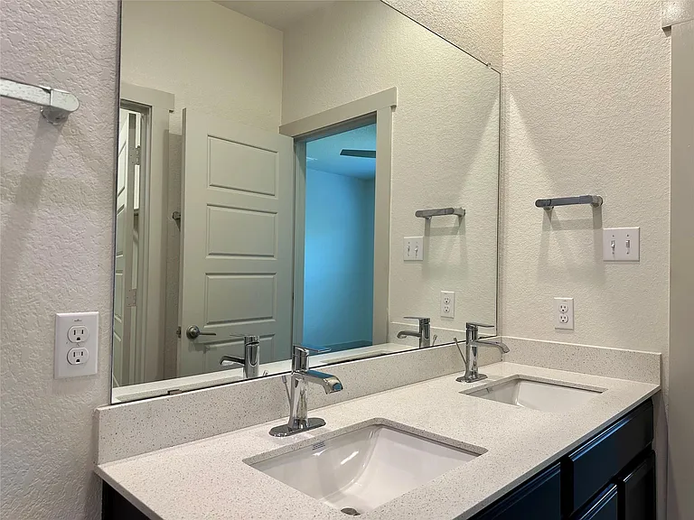 5132 Vanner Path — Photo 16