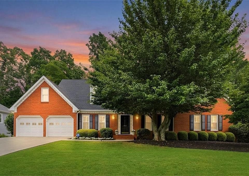 1st image of 3654 Cherbourg Way