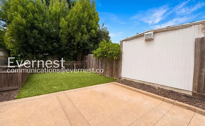 5015 Melrose Ave #C — Photo 16