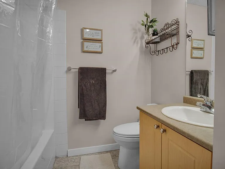 70 Woodsmere Close #324 — Photo 12