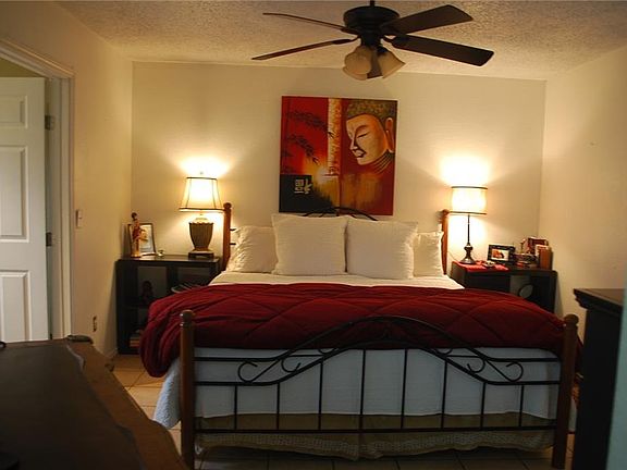 5th image of 4517 Las Haciendas Dr