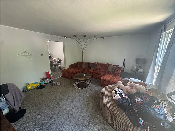 2nd image of 445-447 Idlewood Rd