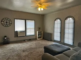 1502 E Broadway Ave — Photo 10