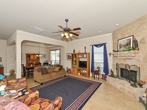 4th image of 2505 Koeln St