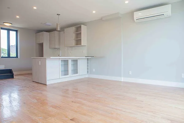 Rented by Next Door Realty NYC | media 29