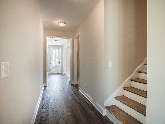 Chastain Glen Furman Foyer