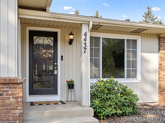 2nd image of 4437 Forest Park Dr SW