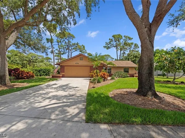 2379 Woodland Blvd, Fort Myers, FL 33907