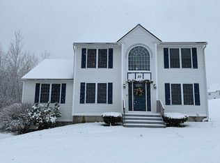 25 Cortland Ave, Fitchburg, MA 01420