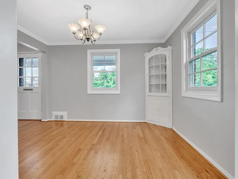 4306 Alton Pl NW — Photo 12