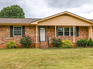 4627 E Circle Dr NW, Cleveland, TN 37312
