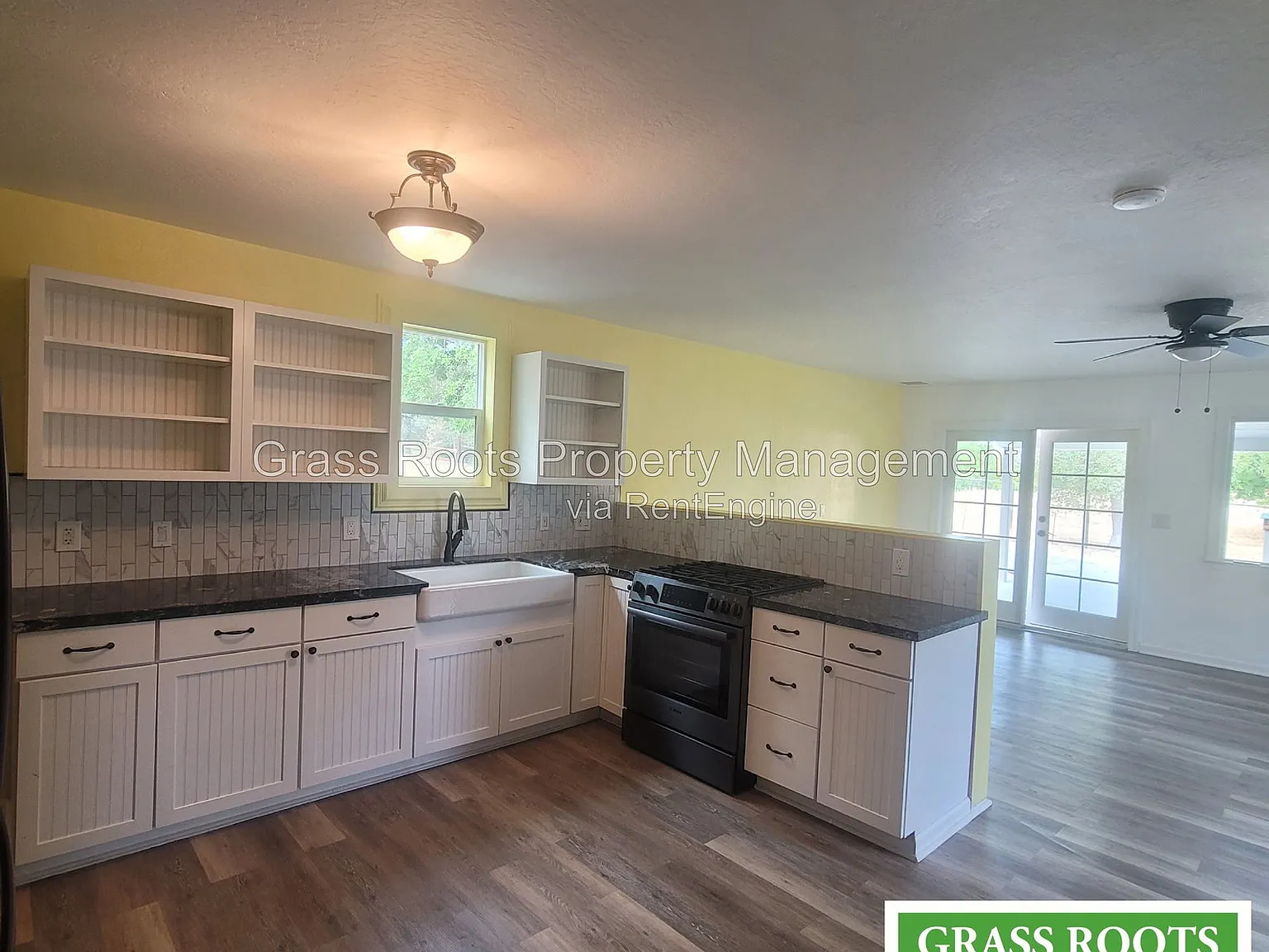 2 bed, 2.0 bath, 1189 sqft, $2,200 — Photo 2