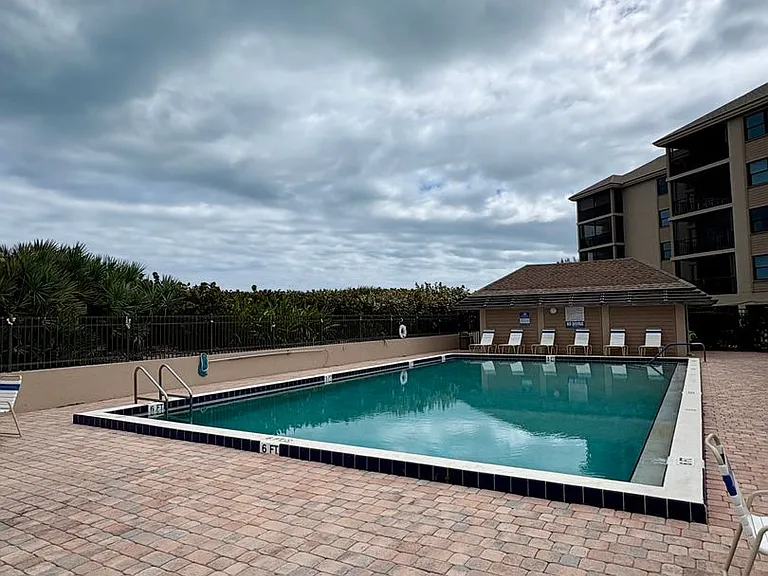 2571 NE Ocean Blvd #10-405 — Photo 21