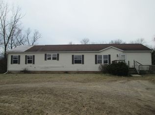 11724 Dearmyer Rd, Brooklyn, MI 49230