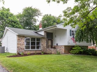 25 Jacalyn Dr, Havertown, PA 19083