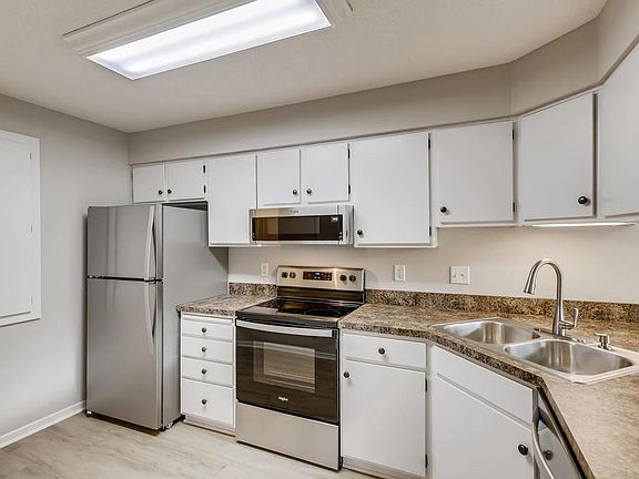 5th image of 4350 Trenton Ln N APT 118