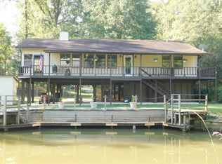 174 Humphries Cove Rd, West Point, MS 39773