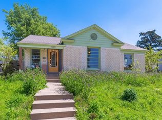 1520 E Lakeview Dr, Dallas, TX 75216