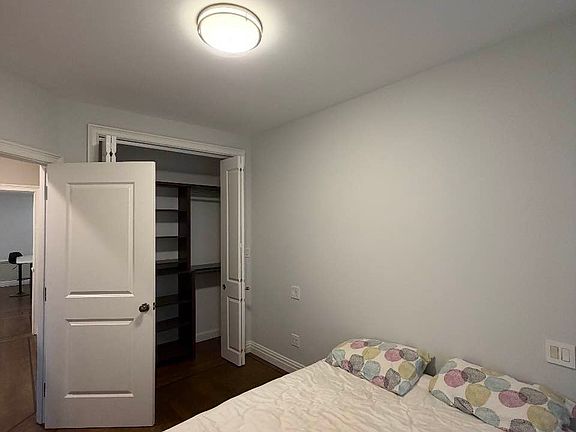5th image of 14125 Northern Blvd APT F17