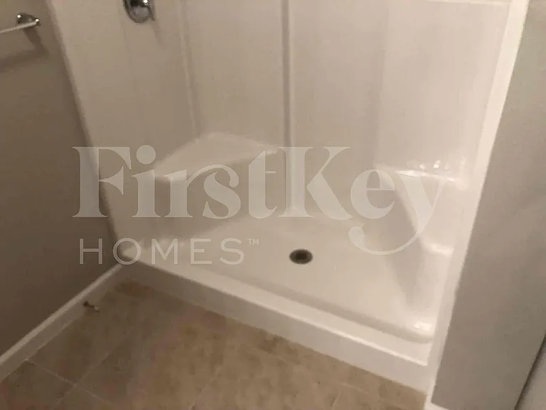 1773 SW Cannon Ave — Photo 13