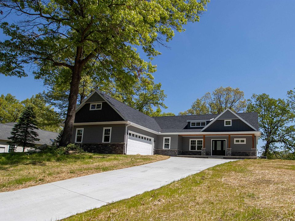 1st image of 2078 Scenic Hills Dr