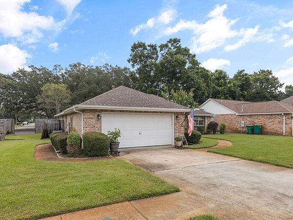3rd image of 837 Whitrock Ln