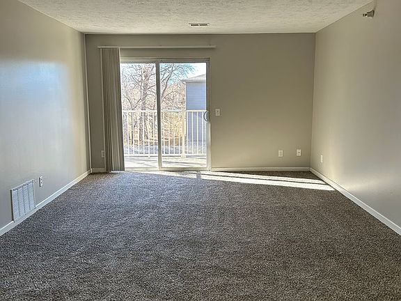 2nd image of 750 N 18th Ave #2A